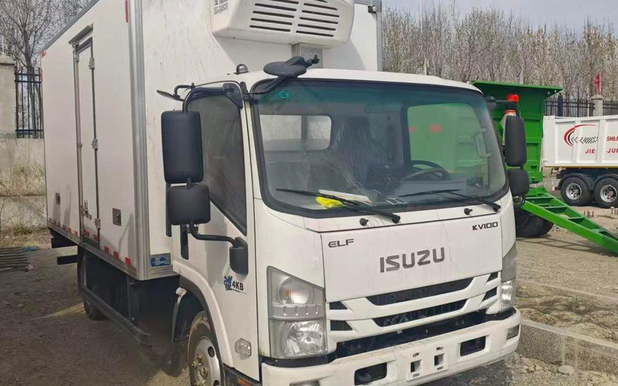 Рефрижератор Isuzu KV100
